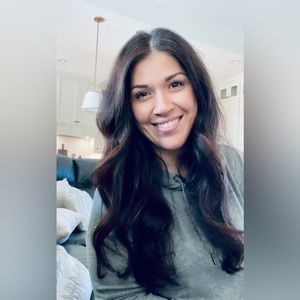 Meet your Posher, Mydia